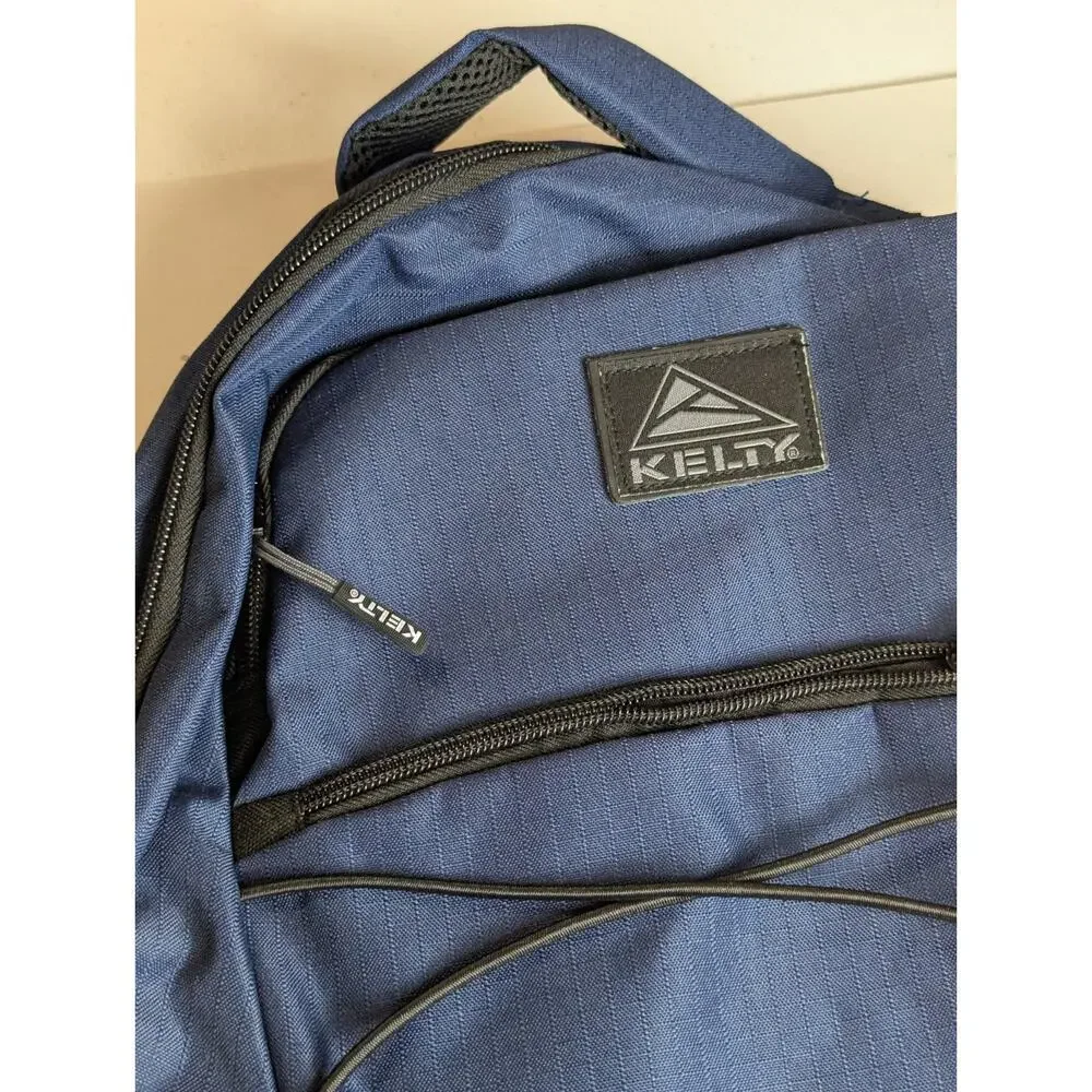 Kelty Sports Bungee 2935 Backpack Outdoors Sports Camping Hiking Navy NWT